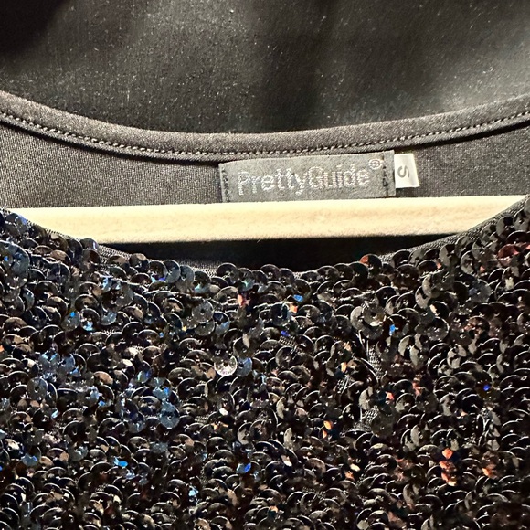 Sequins Tank - Picture 2 of 3